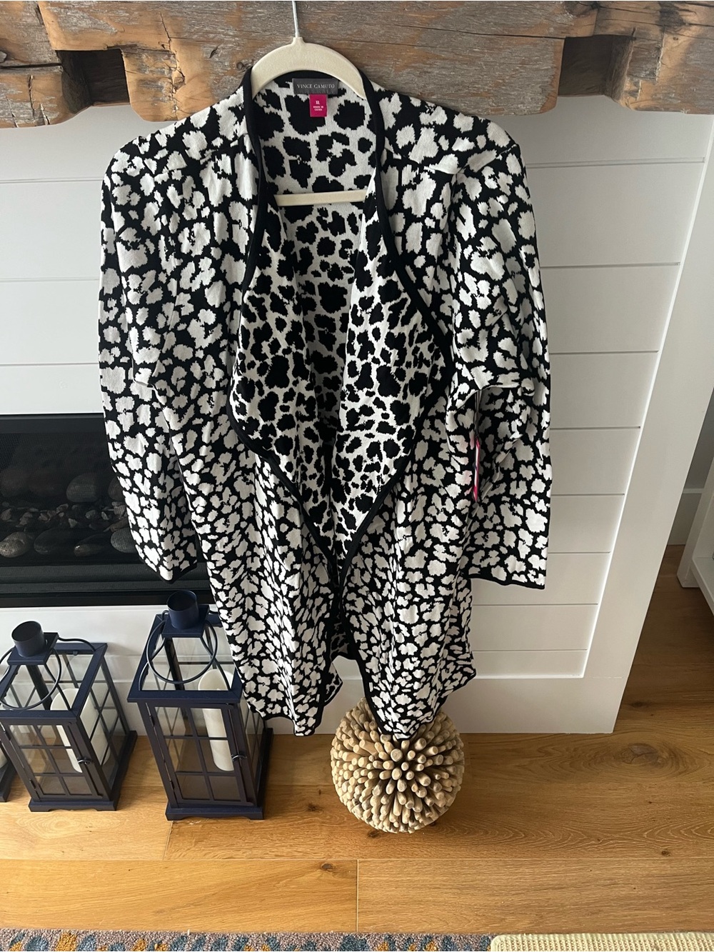 Vince Camuto Black & White Animal Print Open Cardigan NWT SZ XL Leopard is in...